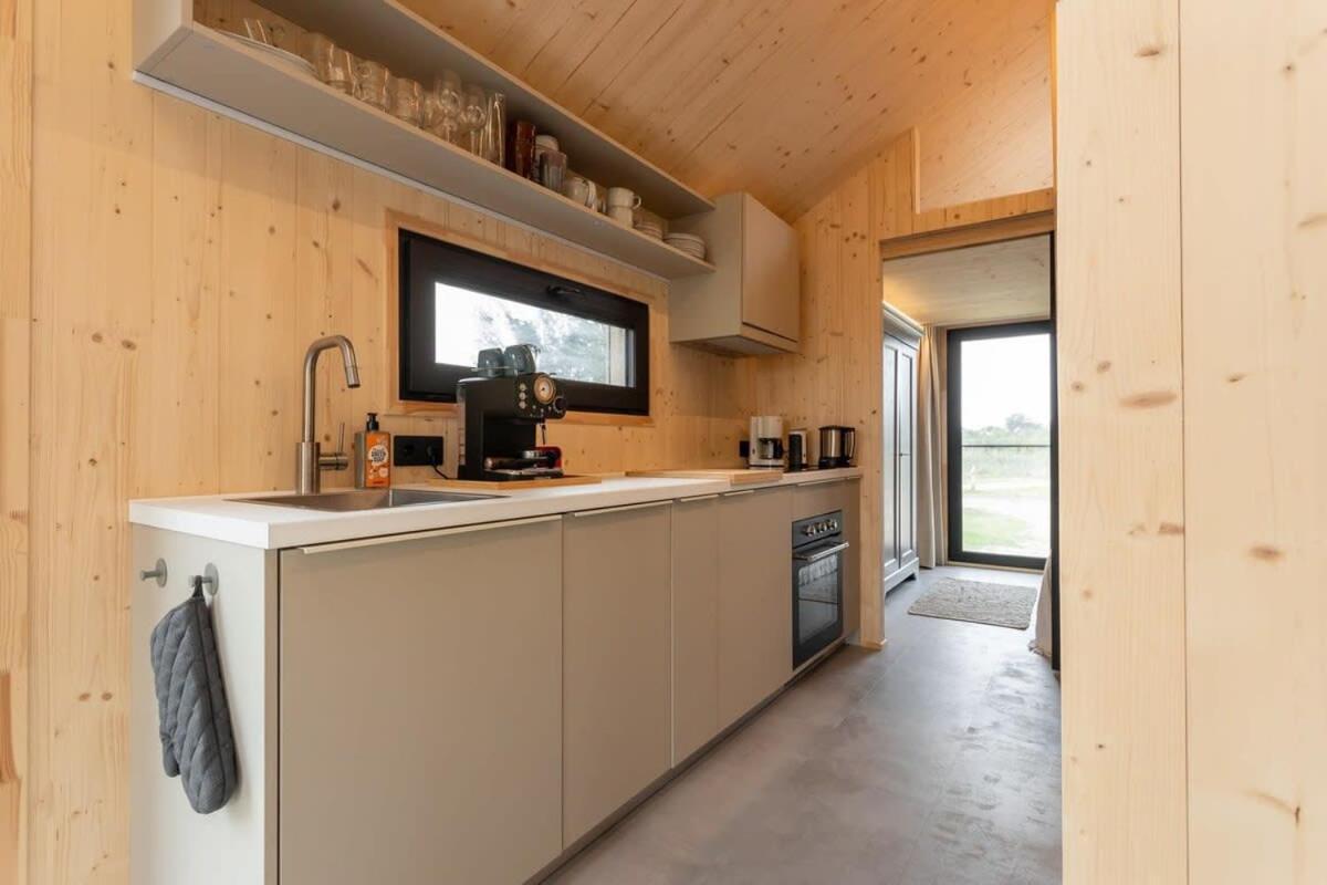 Hello Zeeland - Zeeuwse Liefde Tiny House 3 Westkapelle Exterior photo